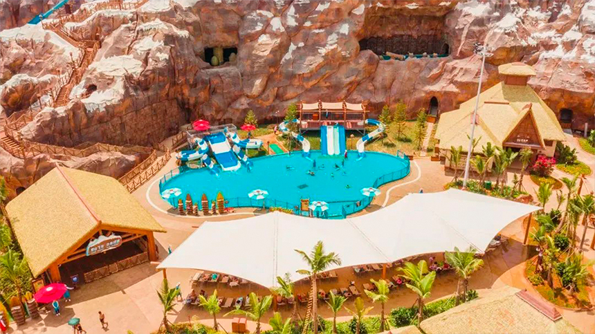 海南?；◢u水上王國(guó)仿真茅草瓦案例